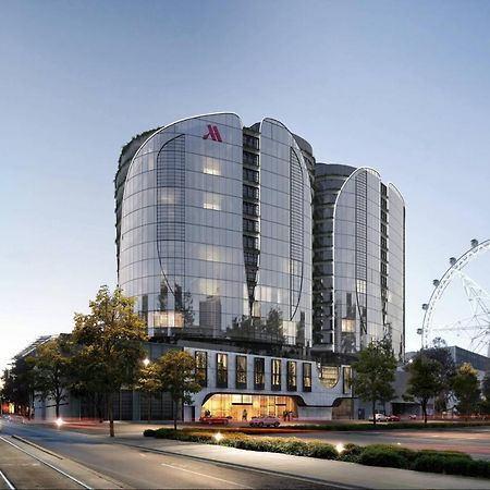 Melbourne Marriott Hotel Docklands Экстерьер фото