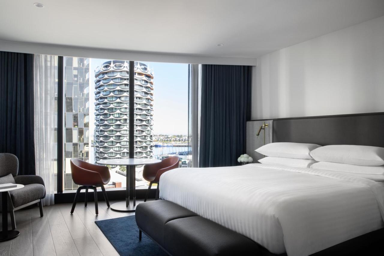 Melbourne Marriott Hotel Docklands Экстерьер фото