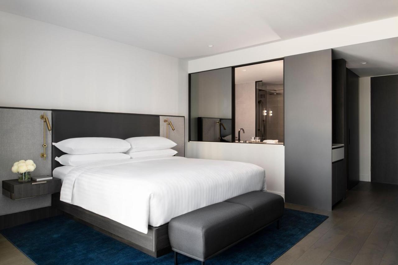 Melbourne Marriott Hotel Docklands Экстерьер фото